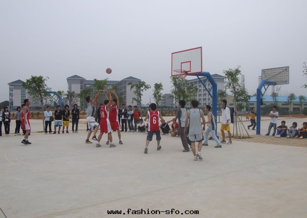 智能(néng)監控系(xì)统