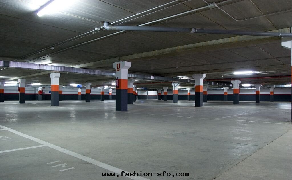 智能(néng)停車场(chǎng)系(xì)统